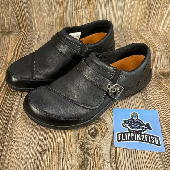 canvas sneakers shoes